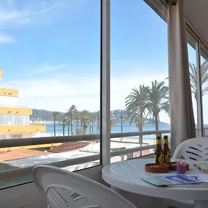 https://rnet-rhc-2214-rosas-holiday-center.catalonia-hotels.com