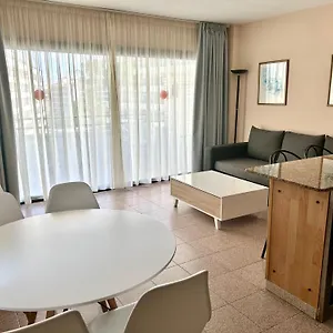 https://apartamentos-aventura-salou.catalonia-hotels.com